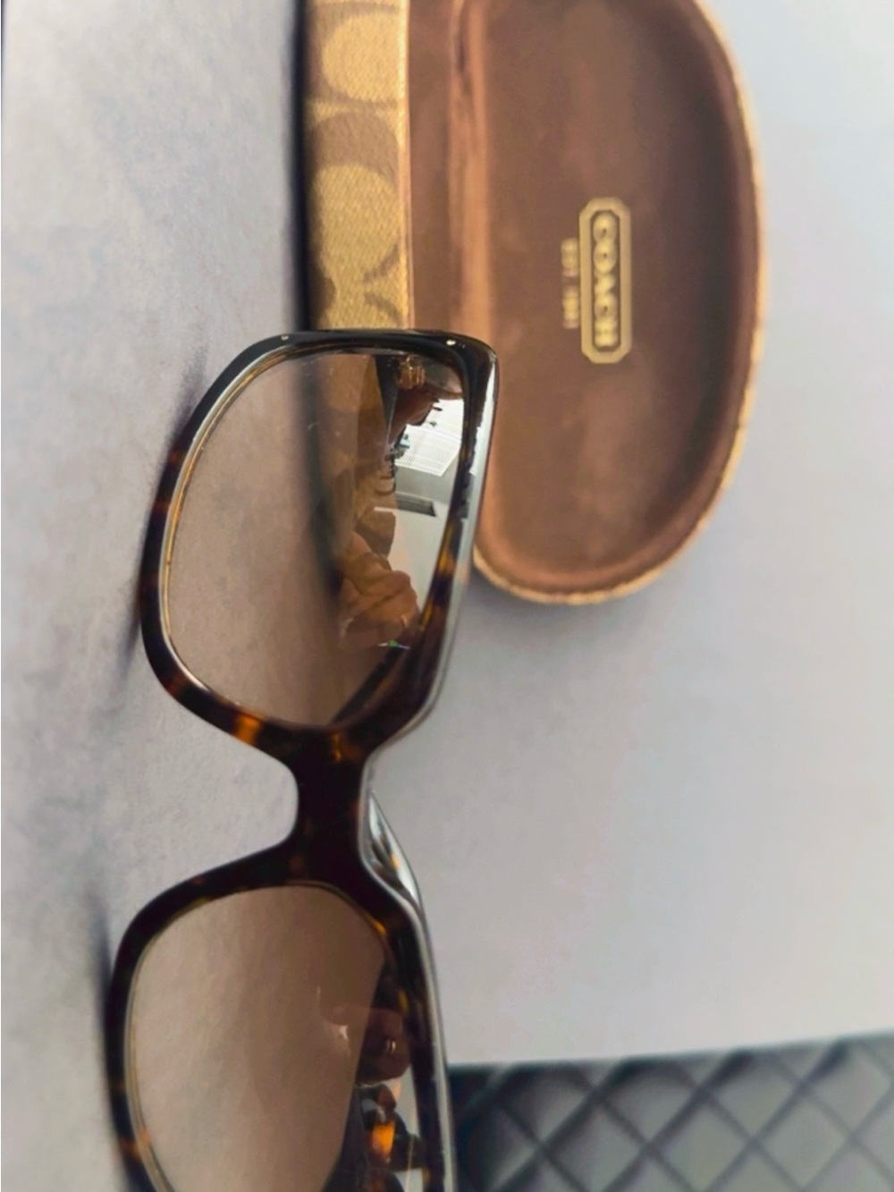 Coach Samantha S425 Tortoise Brown Sunglasses with Signature Case